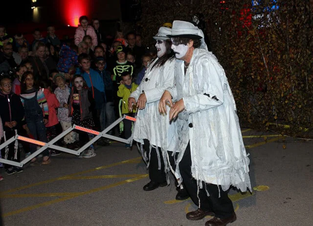 Rekordno število navdušenih obiskovalcev uživalo na tradicionalnem shodu čarovnic v Dravogradu (FOTO)