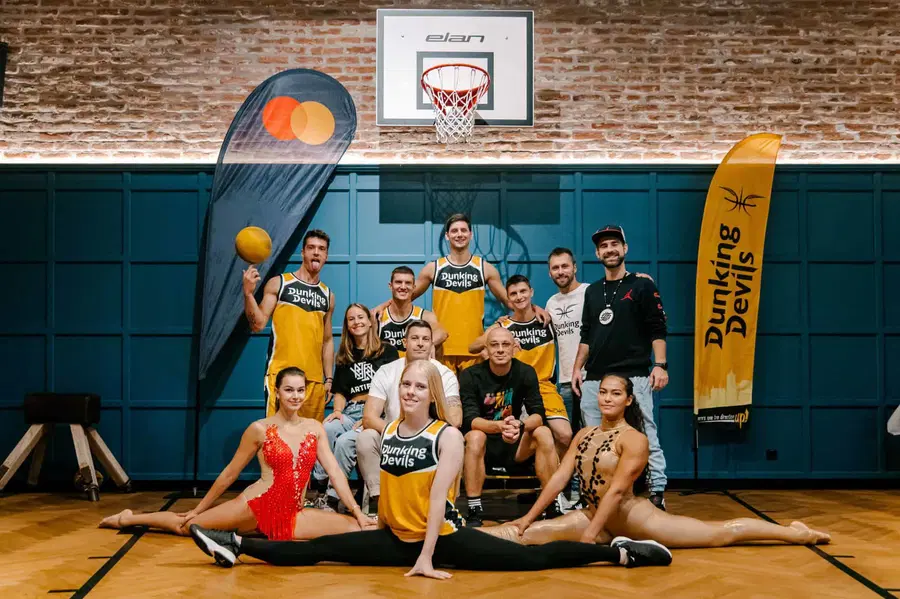 Člani Dunking Devils so se na ganljiv način poslovili od svojega člana Petra