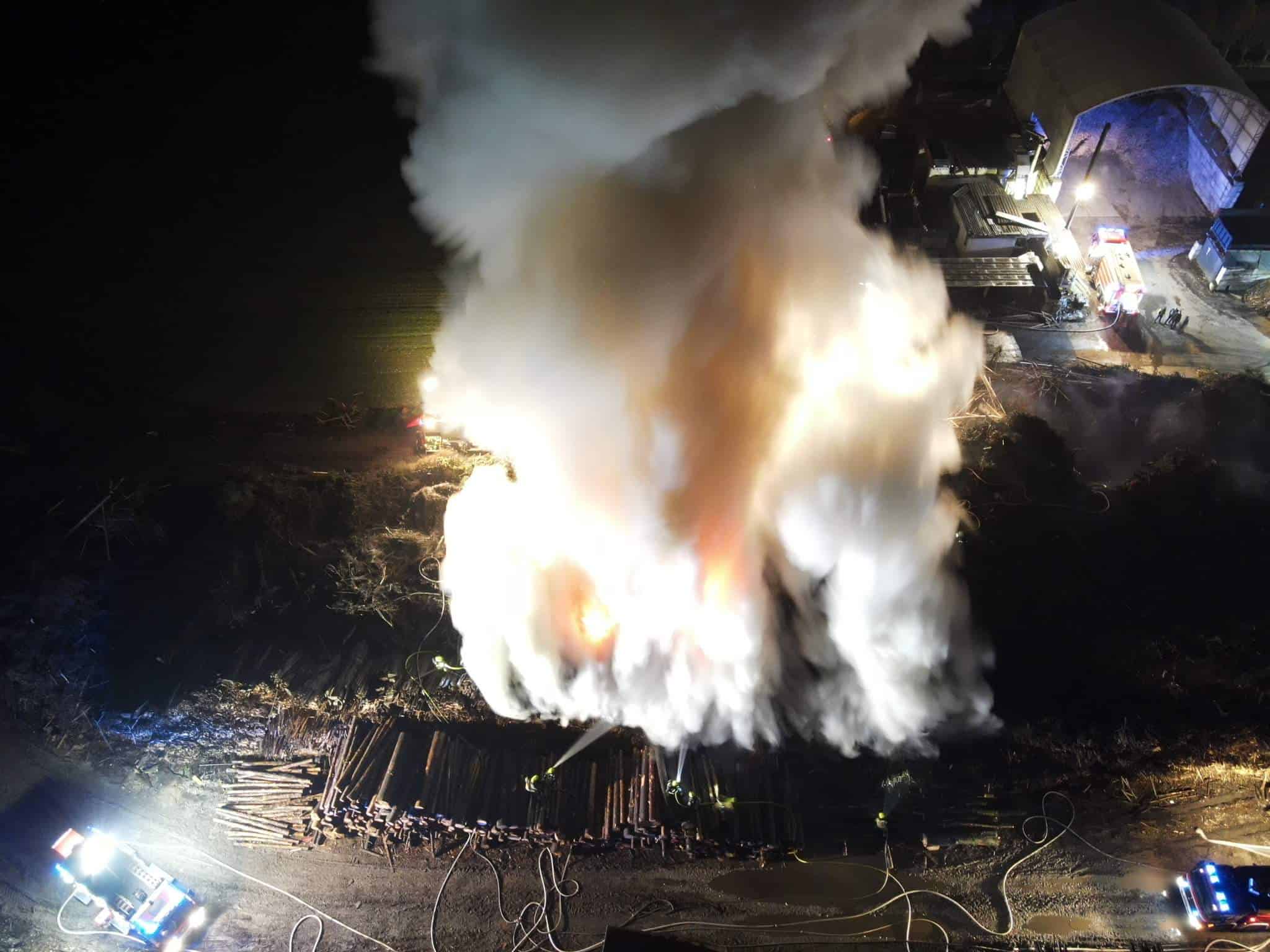 V Ljubljani velik požar, gasi ga 130 gasilcev