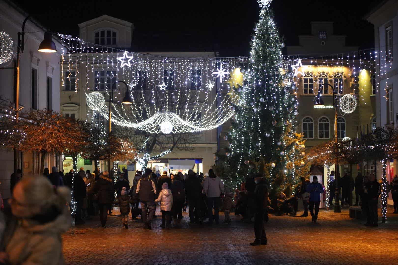 Jutri se pričenja veseli december s pestrim programom tudi v Slovenj Gradcu