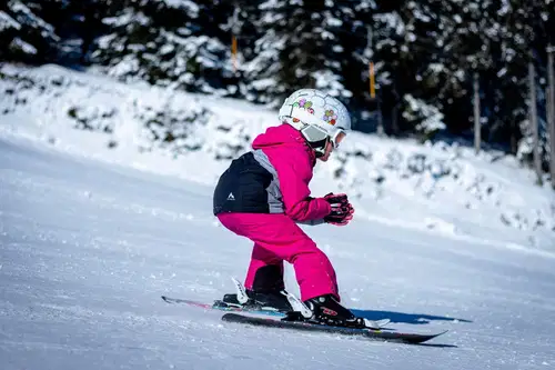 Novost na Kopah: Holcerčkova alpska šola smučanja