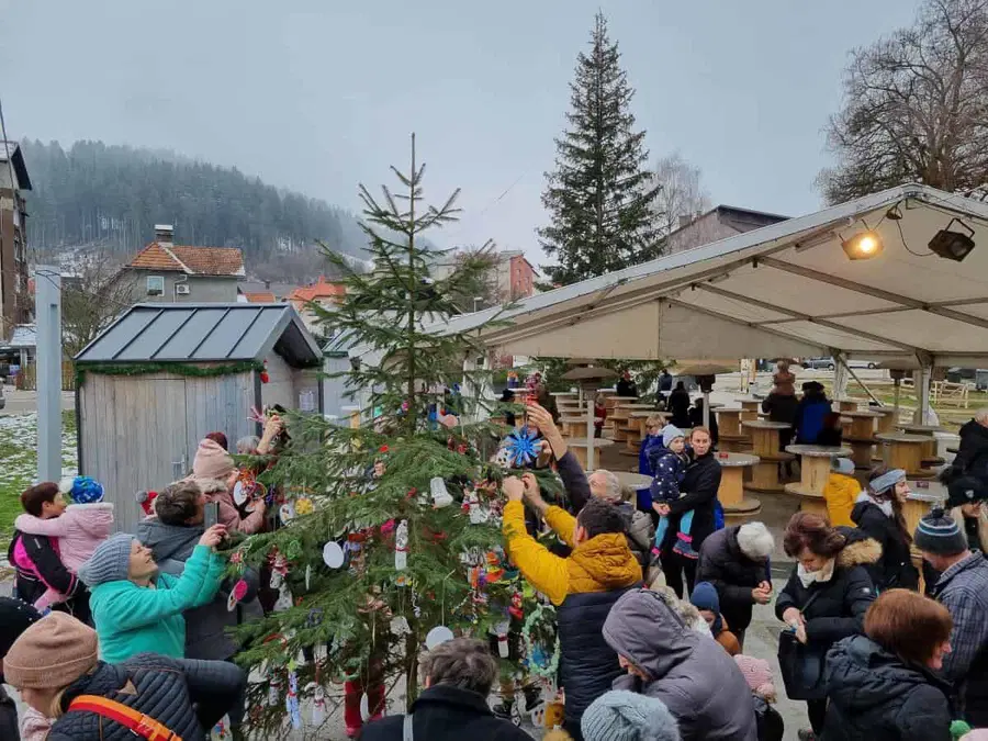 V vrtcu Mežica pripravili Dan za babice