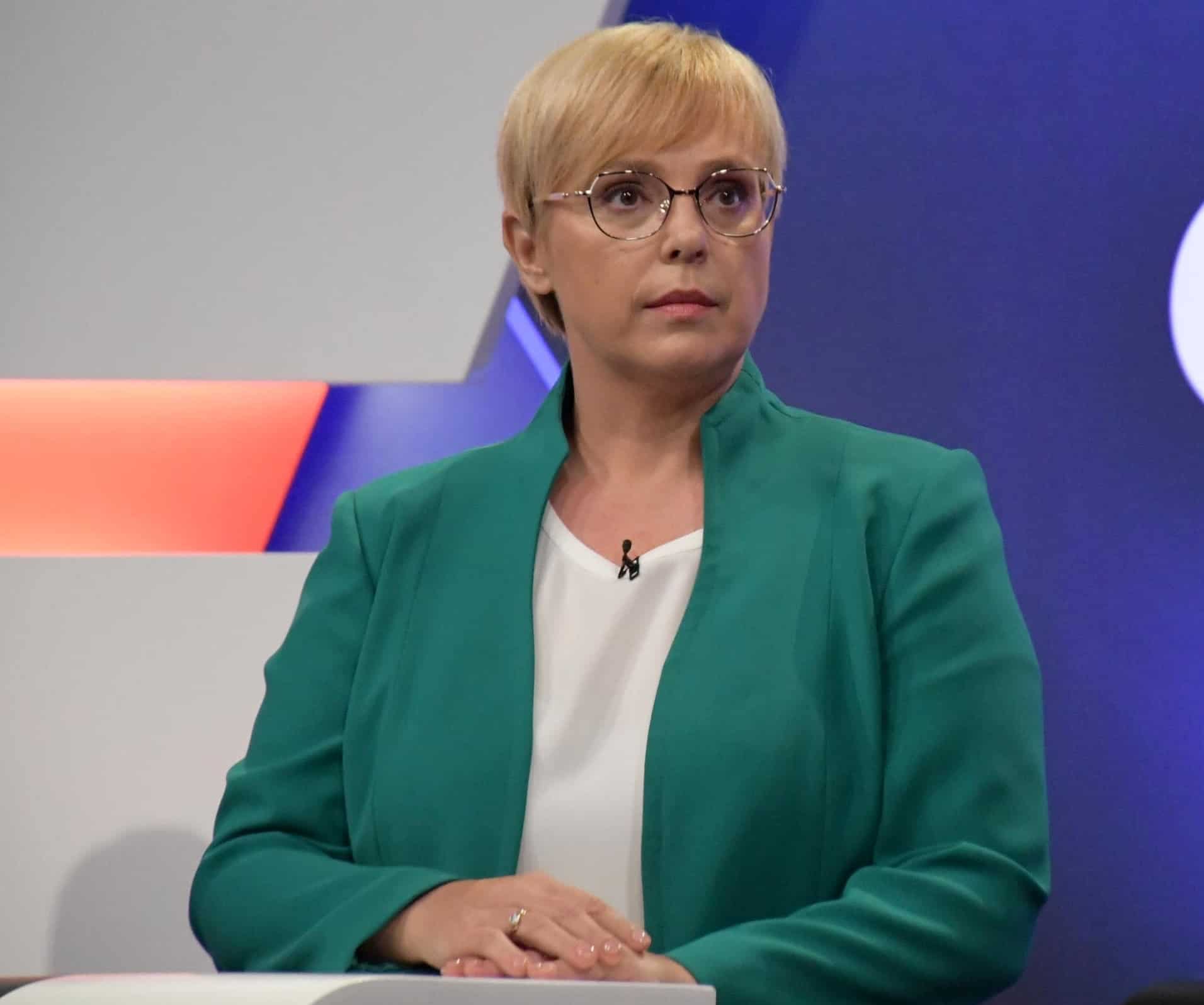 Proti Pirc Musarjevi vložena kazenska ovadba zaradi ravnanj na čelu rdečega križa