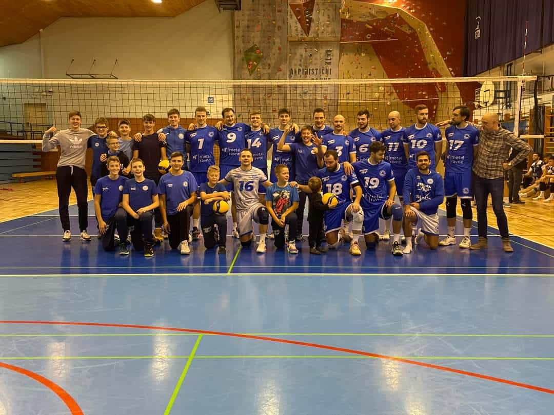 Odbojkarji Fužinarja naravnost blesteli, saj so si vse ekipe v 1. ligah priigrale zmago