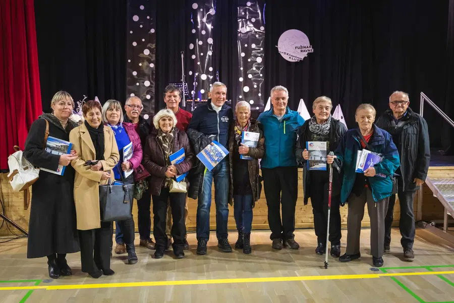 V Alpskem klubu Fužinar praznovali visok jubilej 90 let. Podelili so zahvale najbolj zaslužnim članom (FOTO)