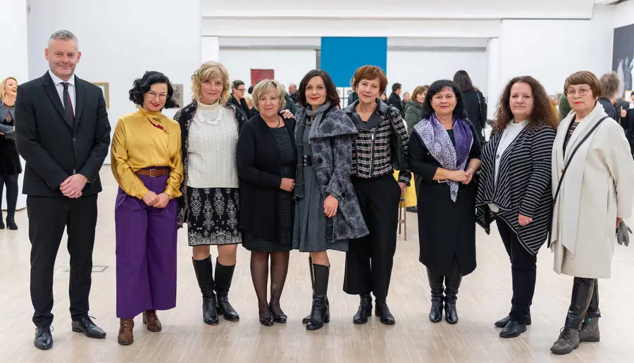 Andreja Hribernik: Zadnjo razstavo odpiram zelo vesela (VIDEO in FOTO)