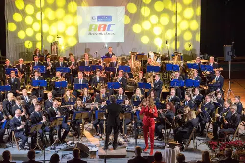 Sinočnji koncert Pihalnega orkestra Slovenj Gradec je bil pravo glasbeno doživetje