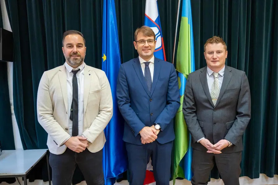 Rožen razkril nova podžupana Raven na Koroškem (VIDEO)