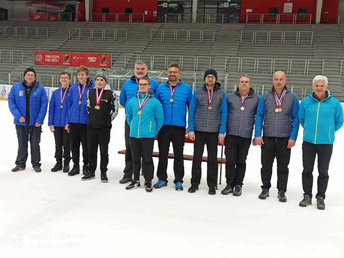 Novost na Koroškem: Ustanovljeno društvo kegljanje na ledu DKNL Slovenj Gradec