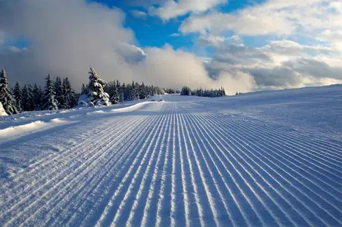 Večina koroških smučišč danes ne obratuje