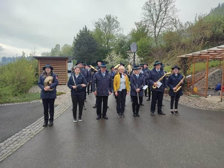 Vabljeni na božično - novoletni koncert Godbe na pihala Ojstrica