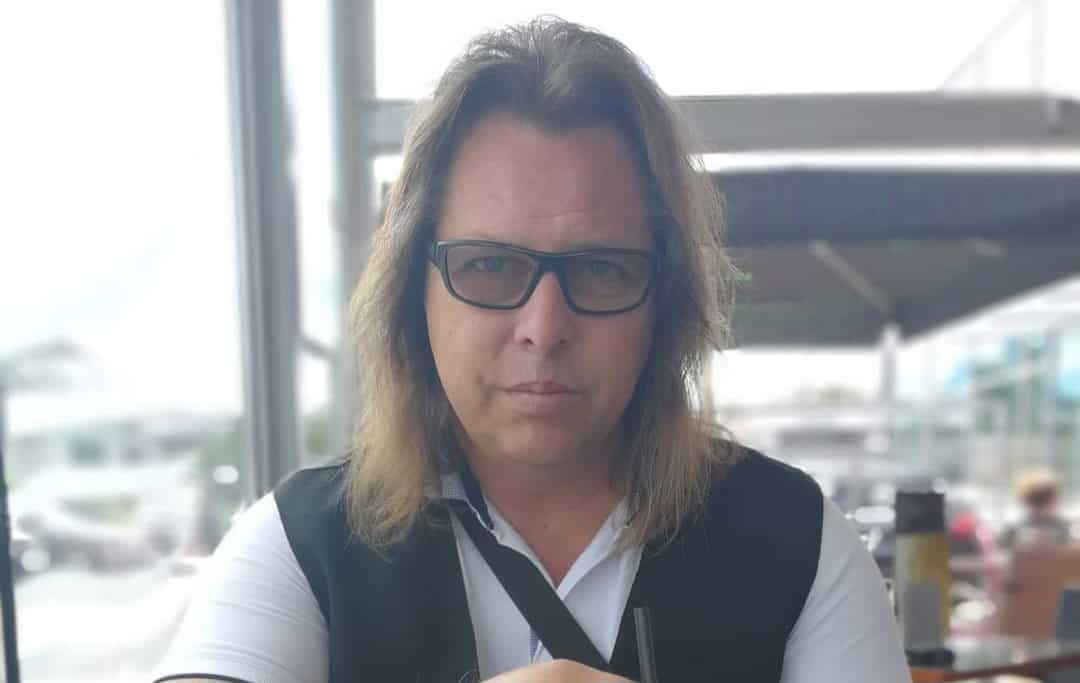 Domačin Mitja Vavče vam predstavlja svojo prvo posneto avtorsko skladbo