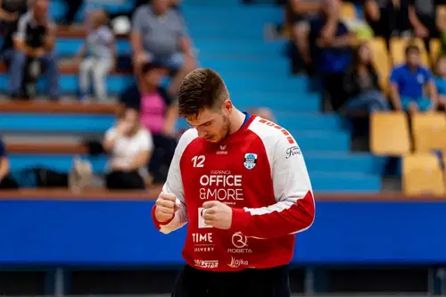 Alen Husejnović ostaja v ekipi RK Slovenj Gradec