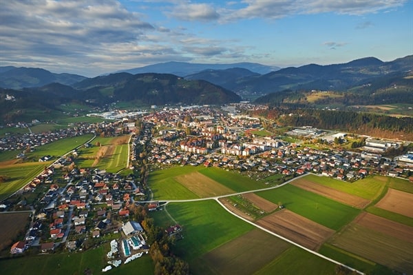 Objavljena je javna dražba za prodajo nepremičnin v lasti Mestne občine Slovenj Gradec