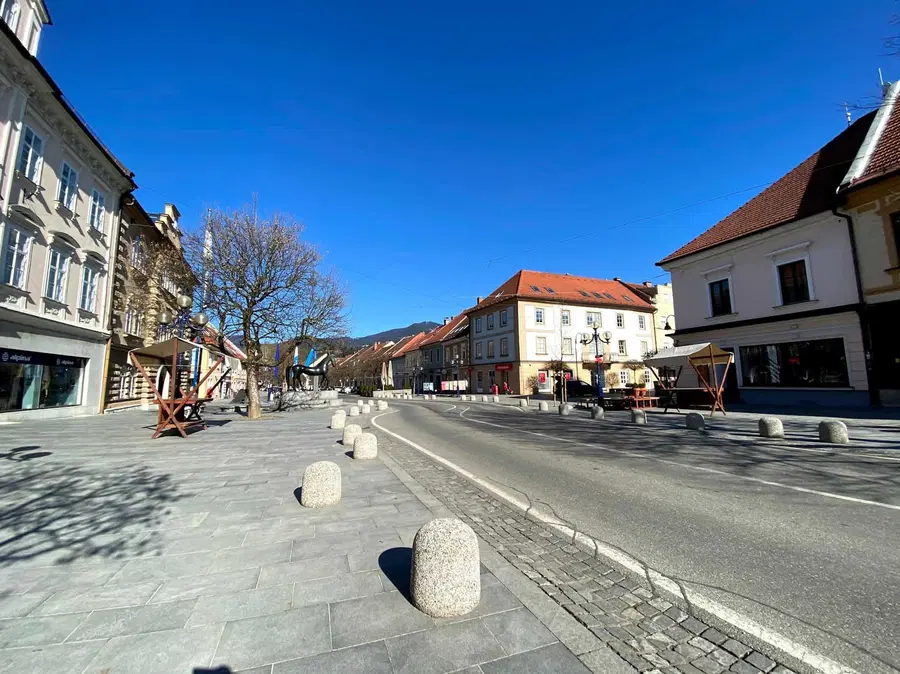 V Slovenj Gradcu razpis za financiranje najemnine za poslovni prostor na Glavnem Trgu