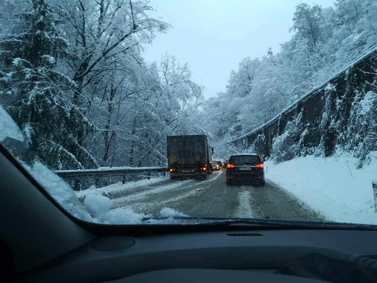 Trenutne razmere na cestah