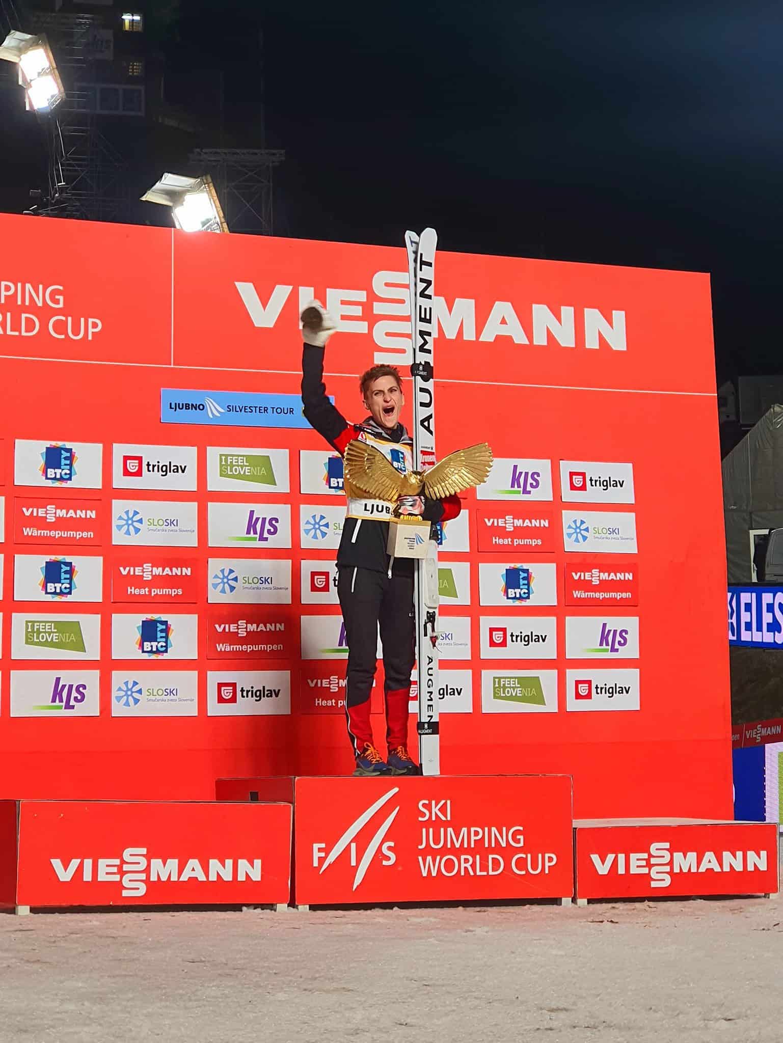 Zlata sova pripadla Avstrijki Evi Pinkelnig, Slovenke brez stopničk na Ljubnem. Grd padec Urše Bogataj