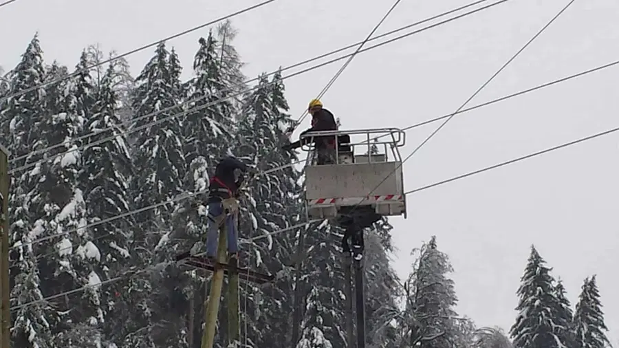 Na Koroškem okoli 1000 odjemalcev brez električne energije
