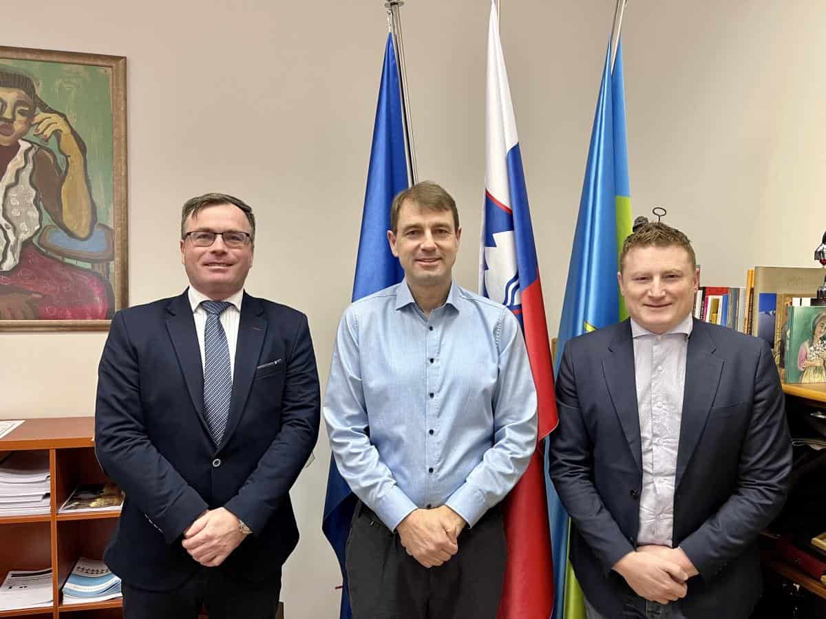 Danes je na Ravnah na Koroškem gostoval slovenski veleposlanik v BiH