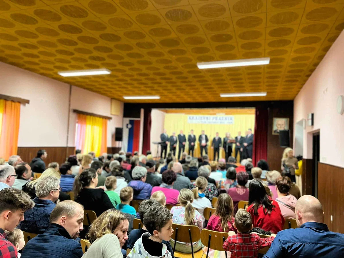 Vaška skupnost Sele-Vrhe je danes v čast krajevnemu prazniku pripravila lepo prireditev