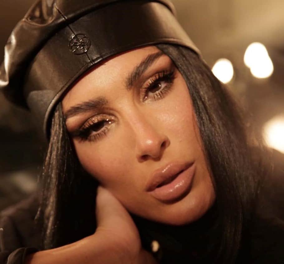 Sarajevska kriminalna skupina načrtovala napad na slovensko pevko Senidah