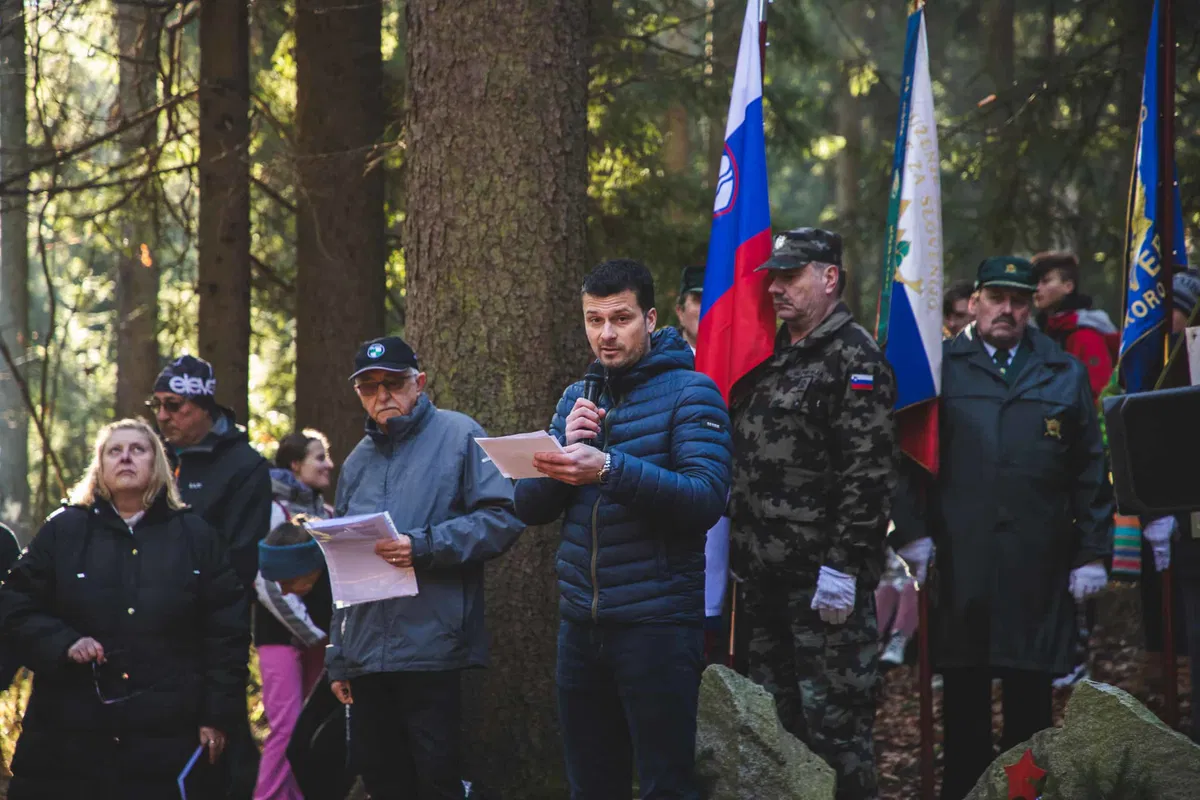 Danes je potekala komemorativna slovesnost pri sveti Neži. Slavnostni govornik je bil Jani Prednik