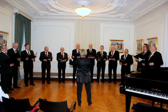 Preteklo soboto se je v Dravogradu odvila območna revija odraslih pevskih zborov