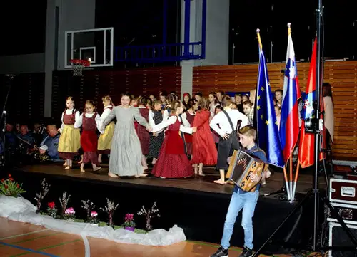 Osrednja občinska proslava ob kulturnem prazniku je potekala tudi v Dravogradu