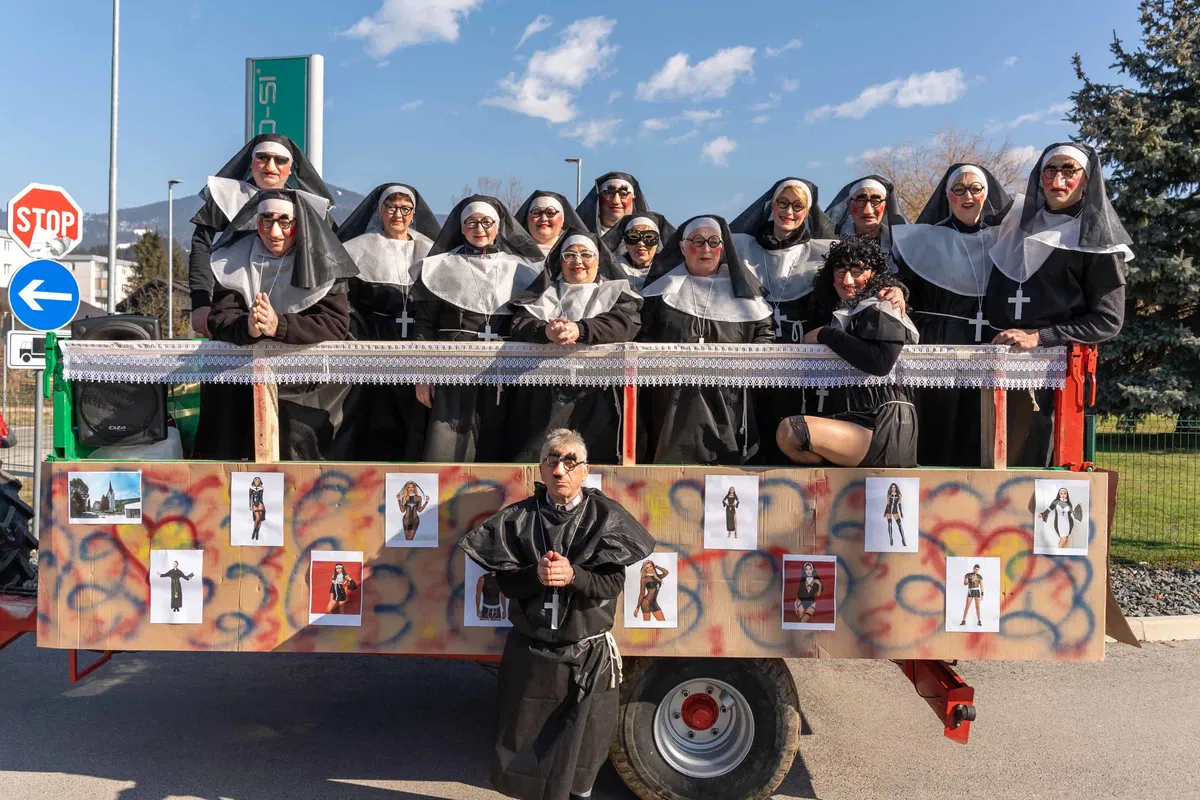 Pustno rajanje v Slovenj Gradcu: Pridružite se 53. pustnemu karnevalu