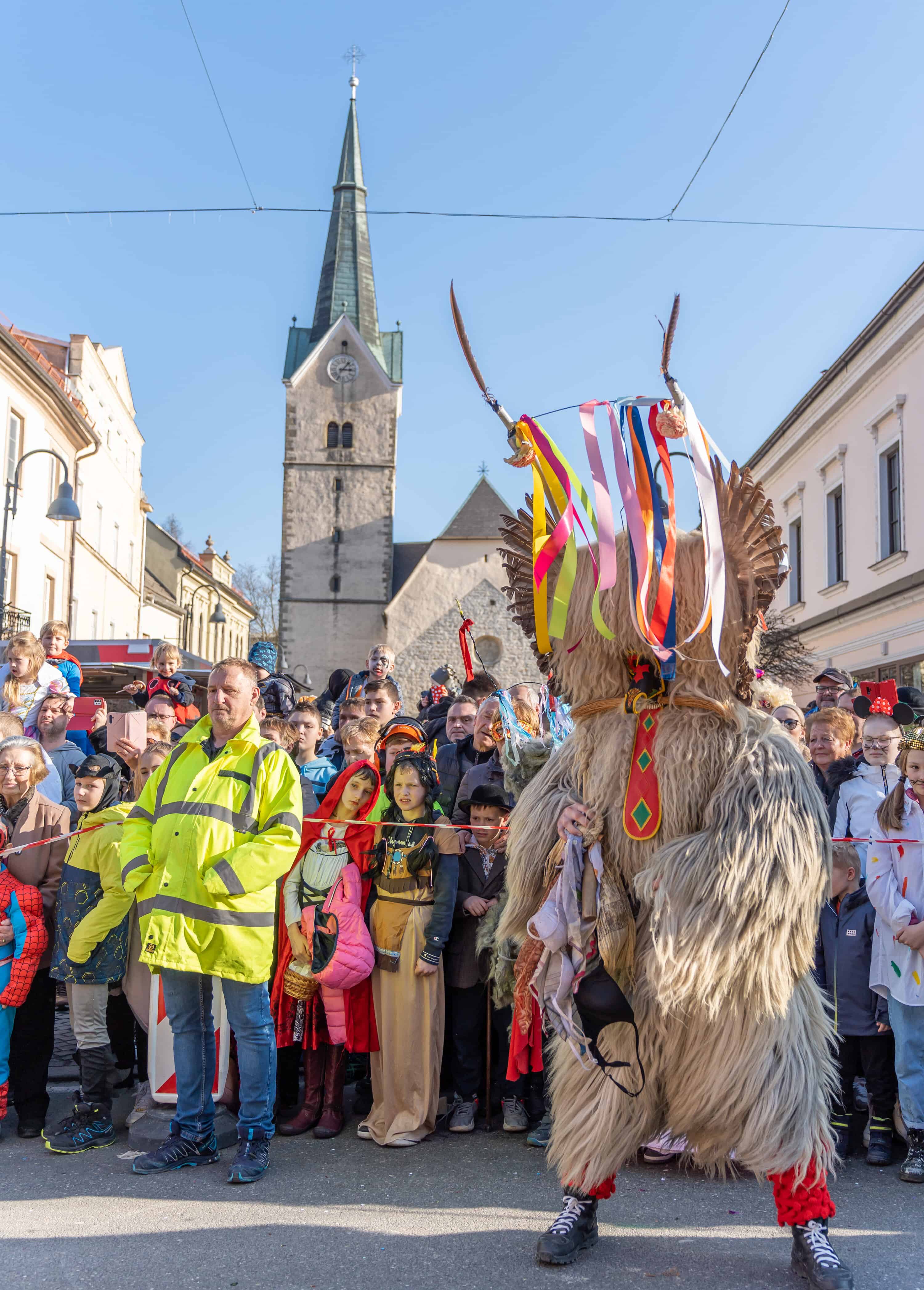 V več krajih po Sloveniji danes vrhunec pustnega dogajanja