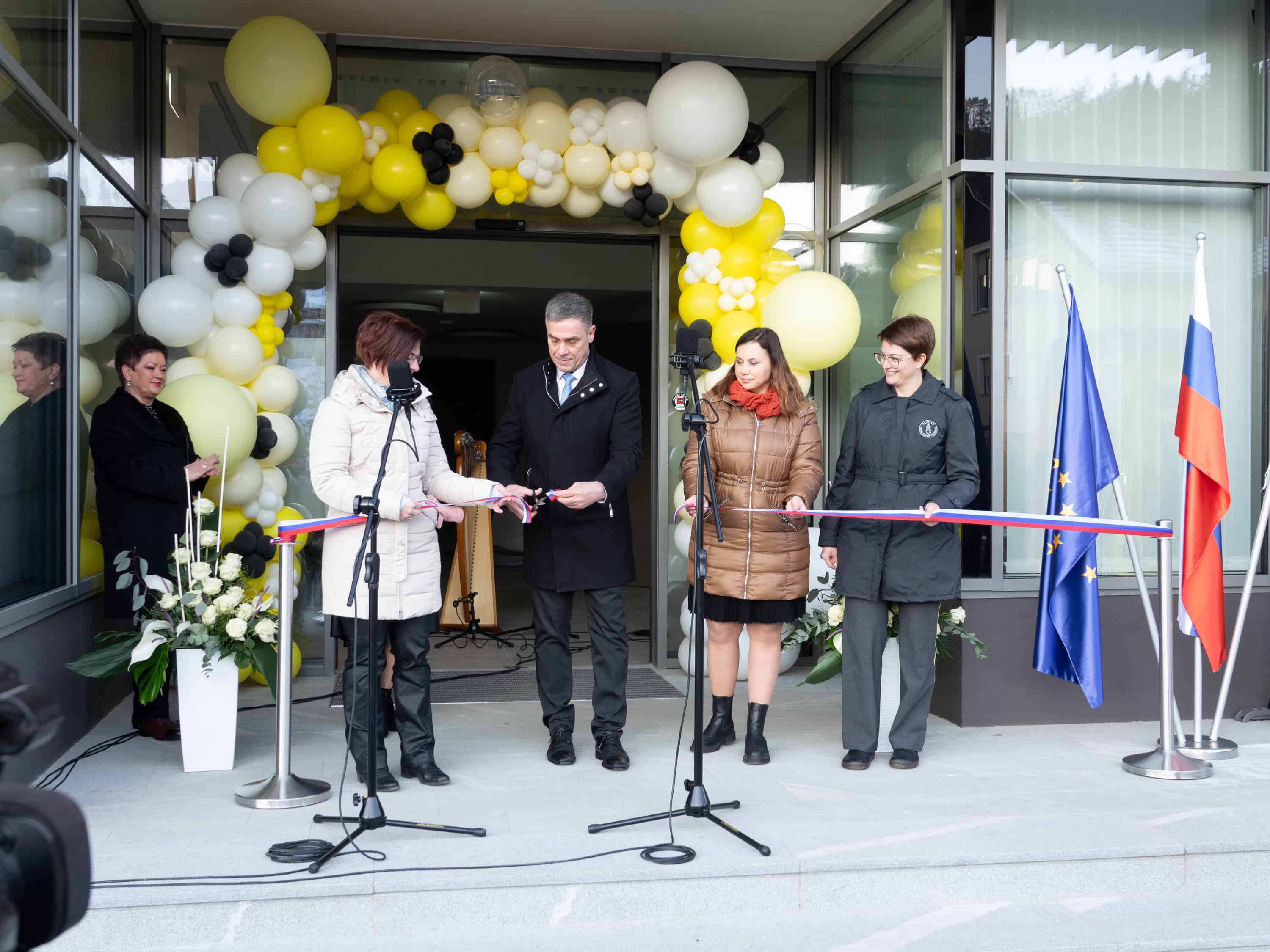 Danes je potekala slovesna otvoritev novega kulturno upravnega centra Vuzenica