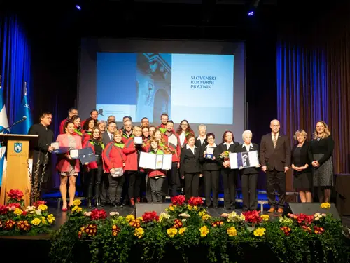 V Kulturnem domu v Slovenj Gradcu so nocoj podelili Bernekerjeva priznanja za leto 2023