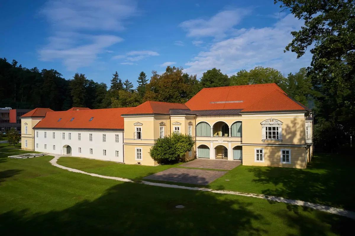 Tudi Koroška osrednja knjižnica dr. Franca Sušnika ta teden posveča kulturnemu prazniku