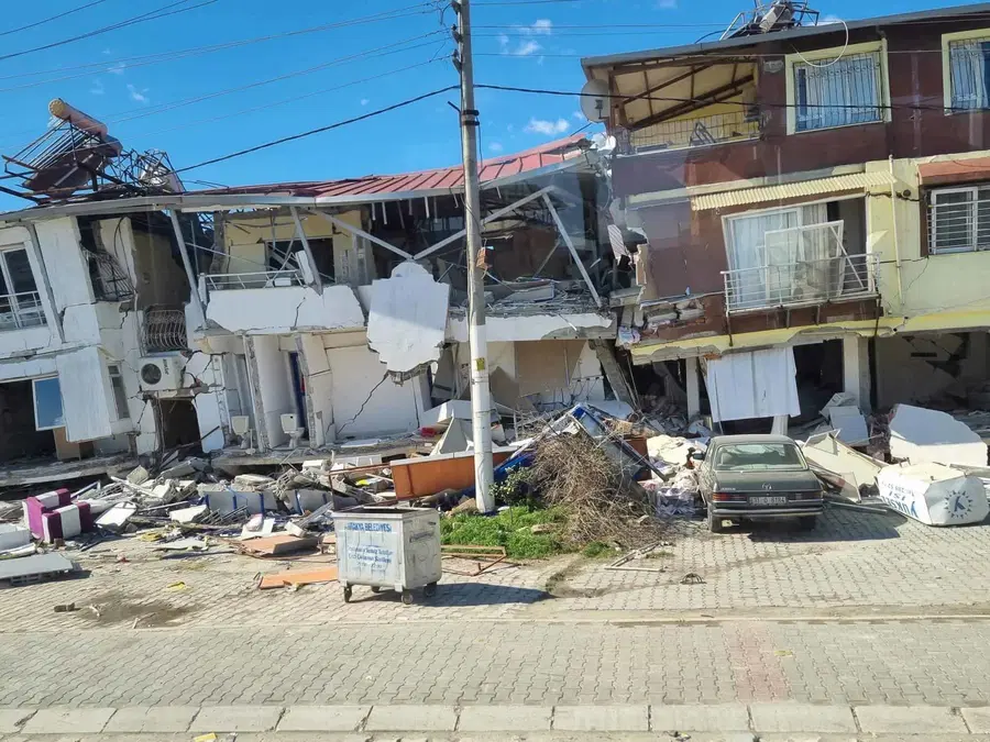 Slovenska enota za iskanje in reševanje se javlja iz Turčije. Med njimi je tudi Korošec Aleksander Zlatar