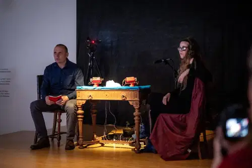 Pretekli petek je v Galeriji Ravne potekalo odprtje letošnje prve razstave