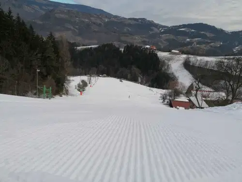 Na počitniško smuko na smučišče Bukovnik