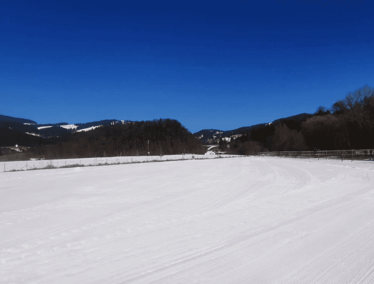 Proga za tek na smučeh je od danes dalje na voljo tudi ob Vodnem parku Radlje ob Dravi