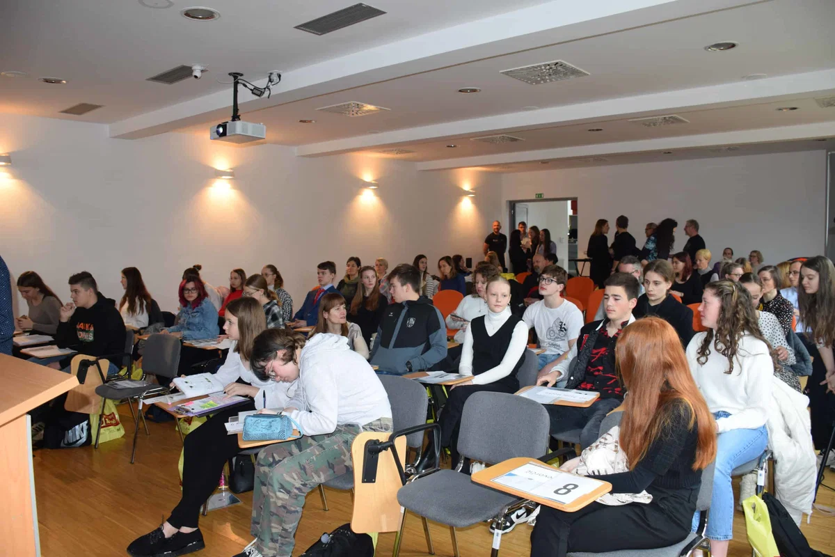 Na Ravnah je potekal 33. otroški regijski parlament (FOTO)