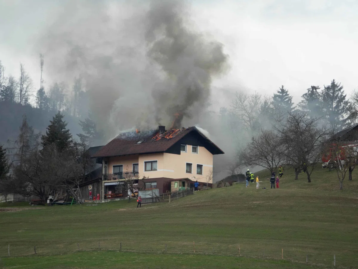 Znanih več podrobnosti včerajšnjega požara v Otiškem Vrhu
