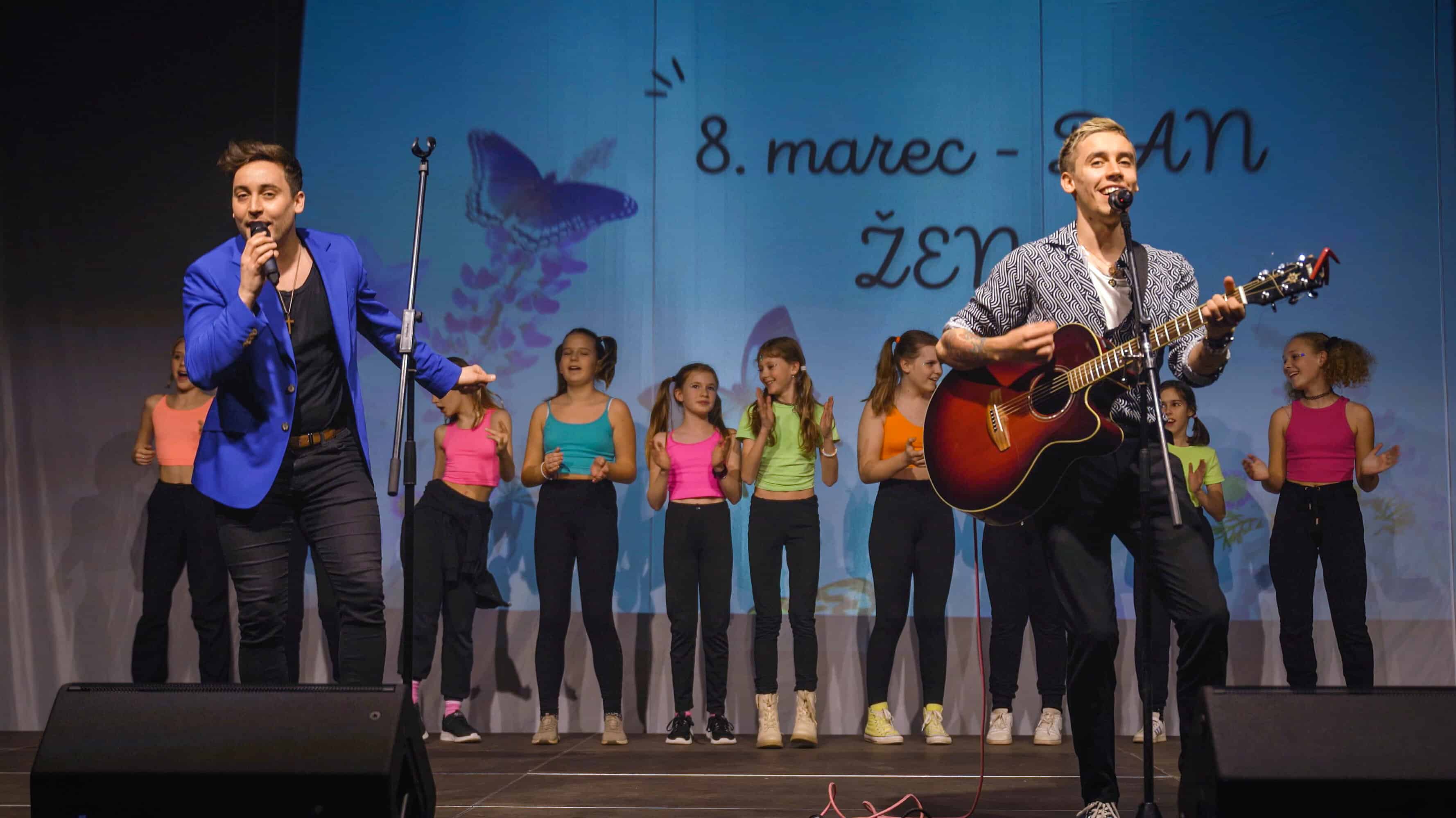 V Radljah ob Dravi že več kot dve desetletji slavijo ženske (FOTO)