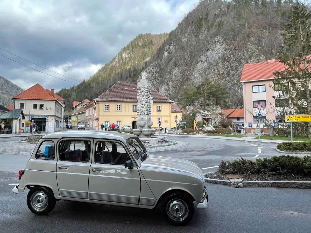 Dobrodelno katro Fratar so z odprtimi rokami sprejeli tudi v centru Črne na Koroškem