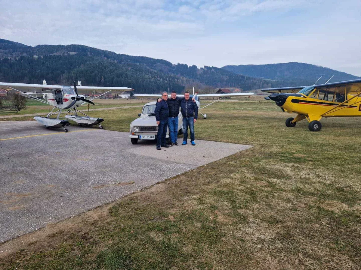 Katra Fratar ne počiva, dobrodelno nedeljsko jutro je začela na vzletišču v Libeličah