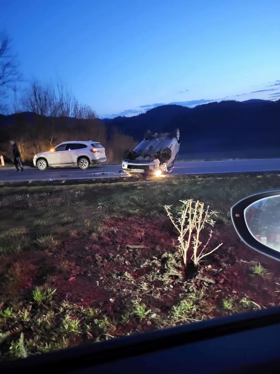 Včeraj na Gortini trčila kar štiri vozila