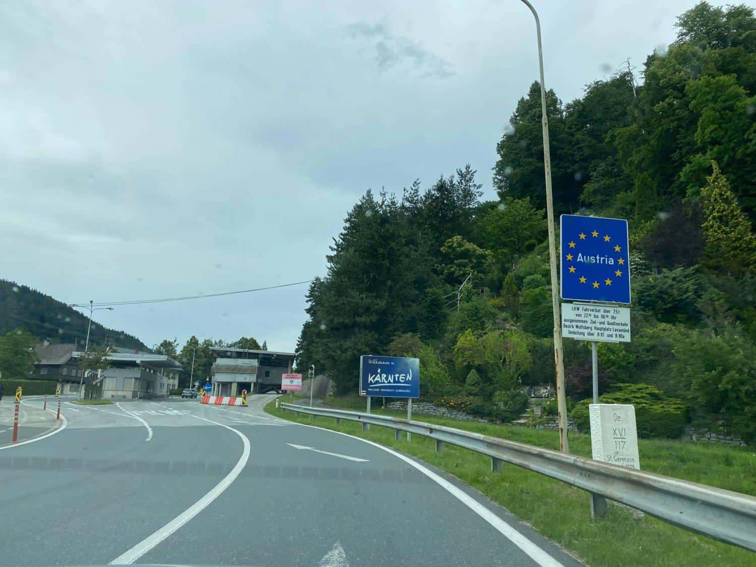 Mešane patrulje začele delovati tudi na meji med Slovenijo in Avstrijo