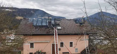 Danes je odprt poseben račun pri RK Dravograd za pomoč družini, ki jo je včeraj prizadel požar