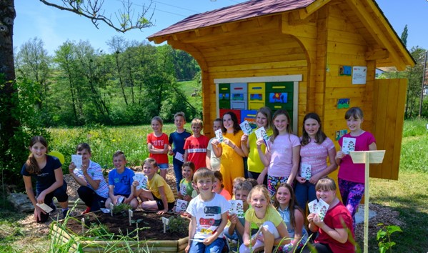 Do novega čebelnjaka tudi Osnovna šola Črna na Koroškem