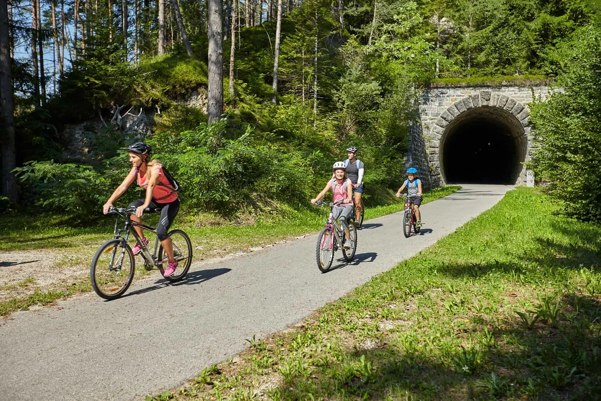 STO z destinacijami o novi organiziranosti slovenskega turizma