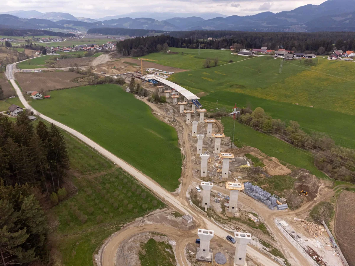 Video: Viadukta Jenina in Visočnik lepo napredujeta