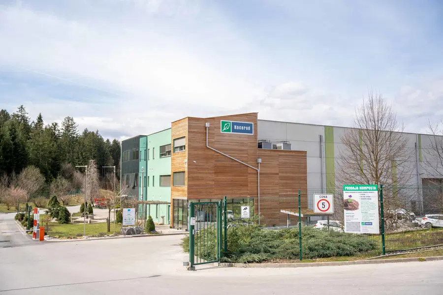 Obvestilo Koceroda: odvoz odpadkov bo potekal po razporedu na področjih, kjer je dostop omogočen