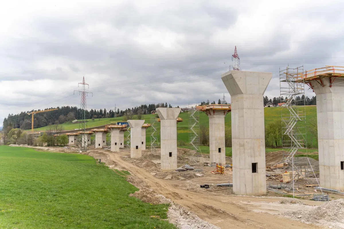Še letos začetek del na sklopu Podgorje na tretji razvojni osi